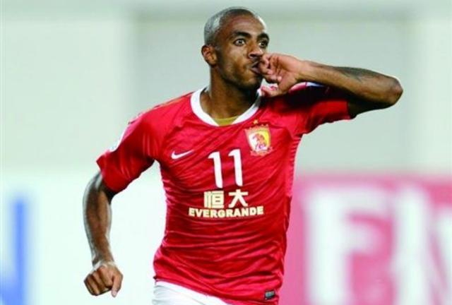  乌迪内斯外援双响，主场力克强敌  